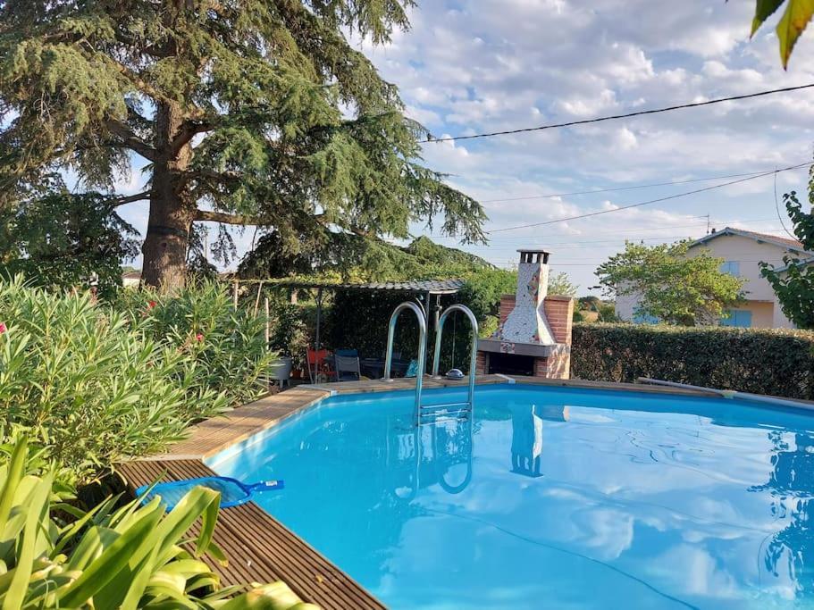 Villa De Charme Avec Piscine Saint-Jory Екстер'єр фото