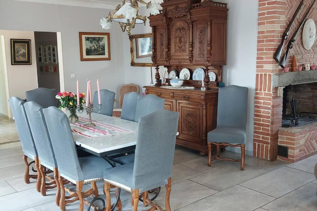 Villa De Charme Avec Piscine Saint-Jory Екстер'єр фото
